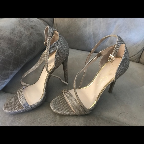 Gorgeous Jessica Simpson Gold Sparkle heels, sz 9M - Picture 1 of 5